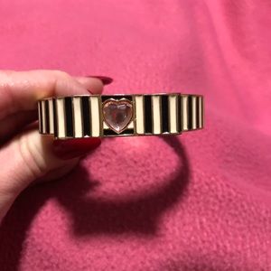 $$$ GUC Betsey Johnson bracelet